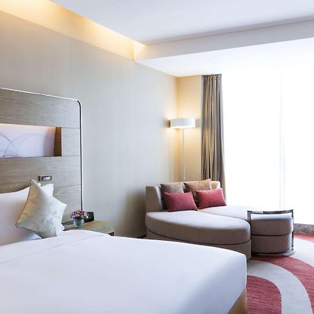 โนโวเทล ยือจ้าว ซูหนิง Hotel รื่อเจ้า ภายนอก รูปภาพ