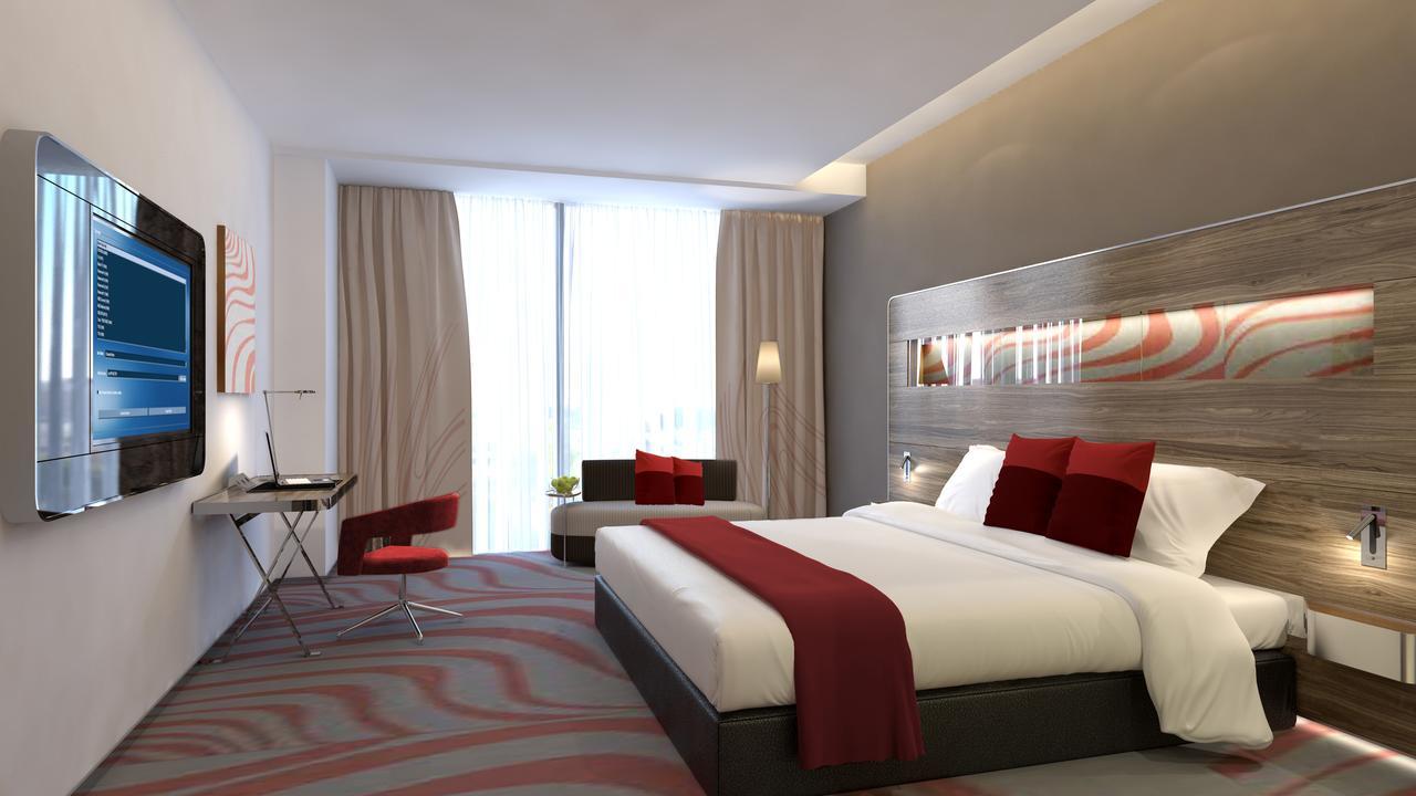 โนโวเทล ยือจ้าว ซูหนิง Hotel รื่อเจ้า ภายนอก รูปภาพ