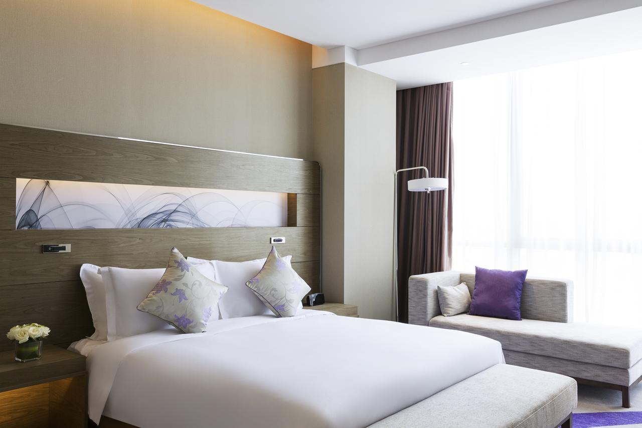 โนโวเทล ยือจ้าว ซูหนิง Hotel รื่อเจ้า ภายนอก รูปภาพ