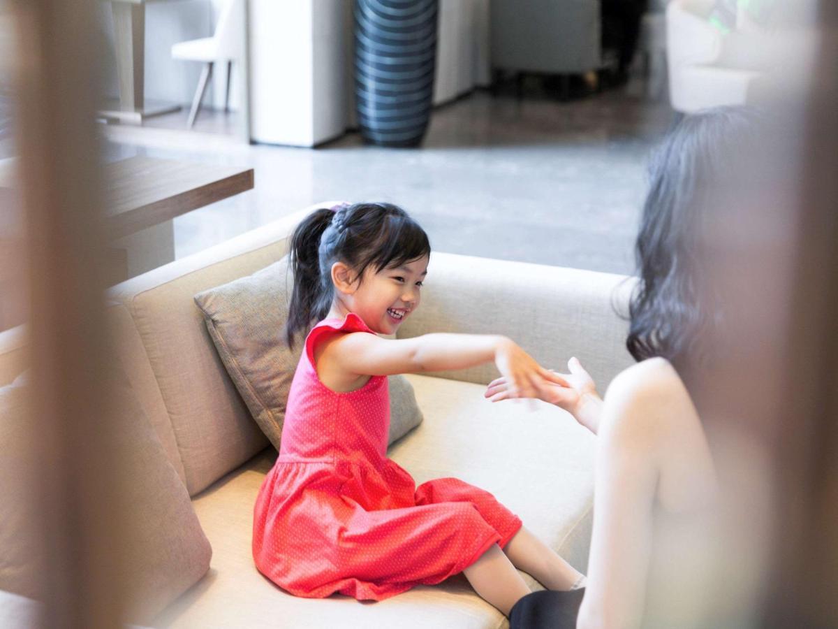 โนโวเทล ยือจ้าว ซูหนิง Hotel รื่อเจ้า ภายนอก รูปภาพ